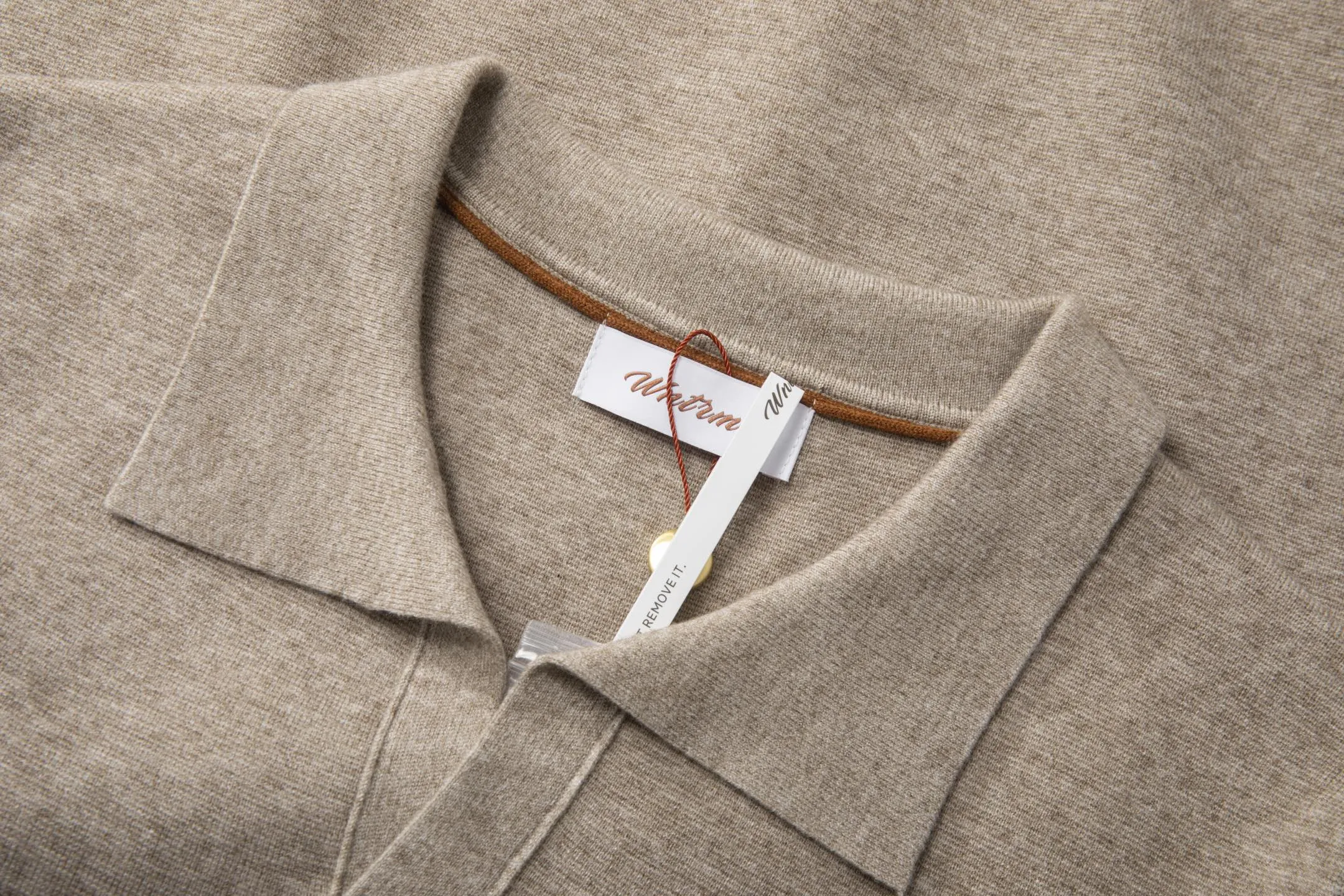 Style No. D 09 Old money style LPSeries seagull collar knitted short-sleeved fabric composition, see picture 9 for details Size: S M L XL Color: Black Latte Mist Brown Gray